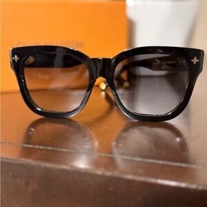 My monogram Louis Vuitton Black Square Glasses
